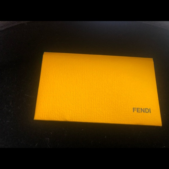 FENDI MENS SUNGLASSES - Picture 5 of 5